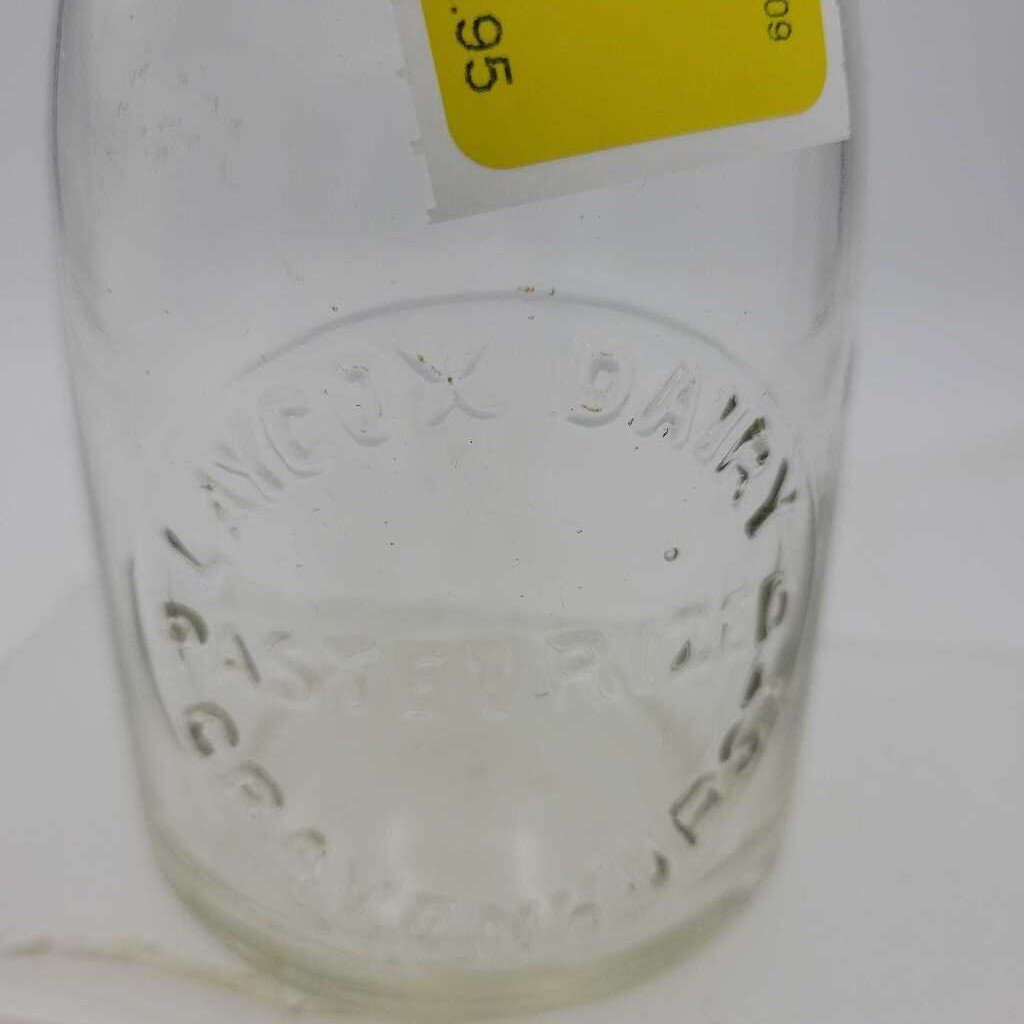 Laycox Dairy Gravenhurst Half Pint milk bottle (JAS)