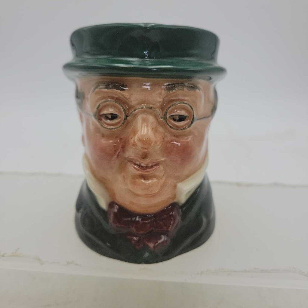 Royal Doulton Toby Mug "Mr Pickwick" small chip (JAS)