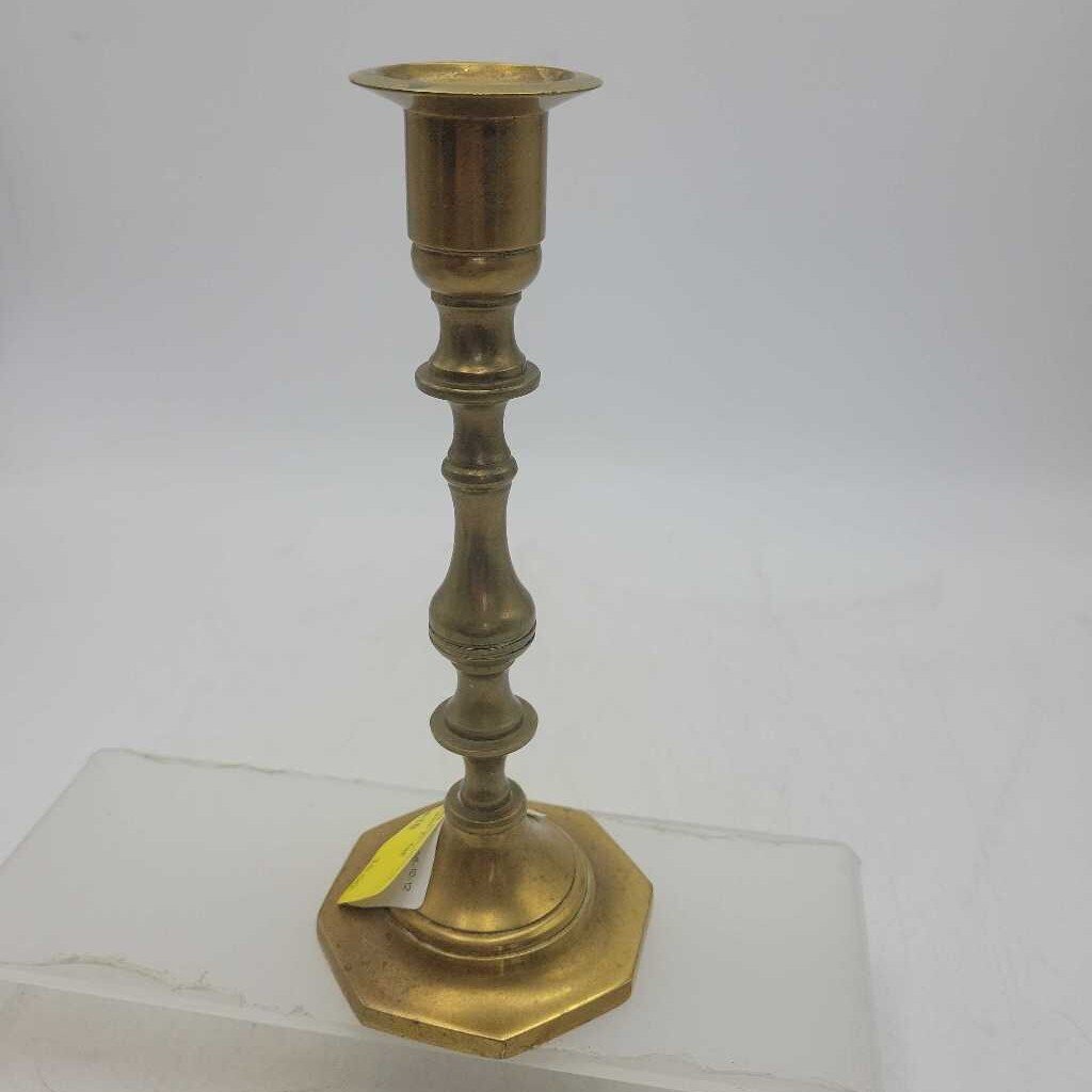 Candlestick Holder (YVO) (610)