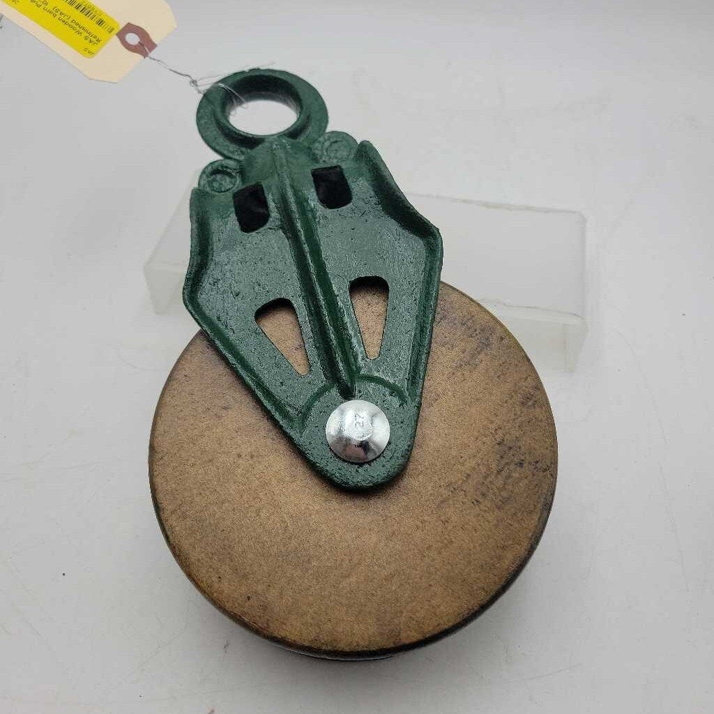 Wooden barn Pulley Refinished (JAS)