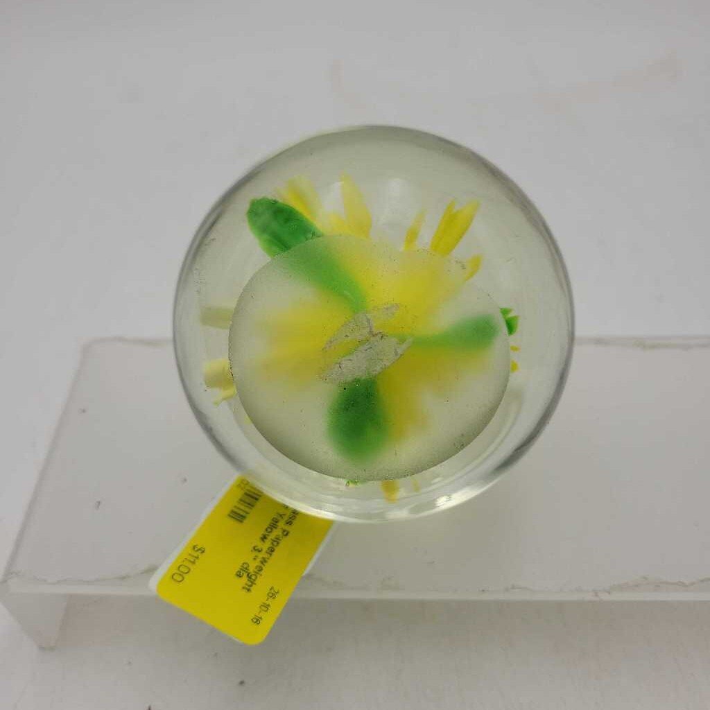 Art glass Paperweight (DEB)