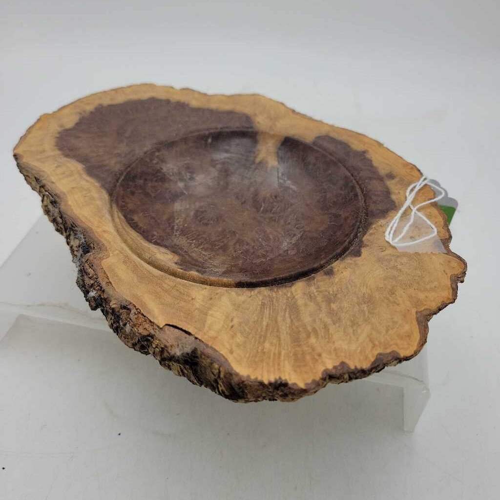 Handmade Wooden Carving Canadian Bowl Paul Ross(DEB)