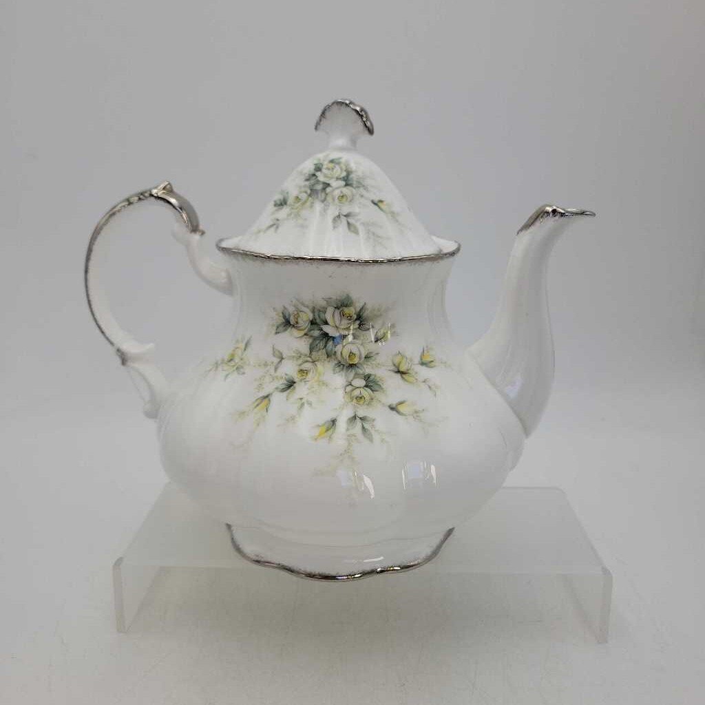 Paragon "First Love" Teapot (NS) #355