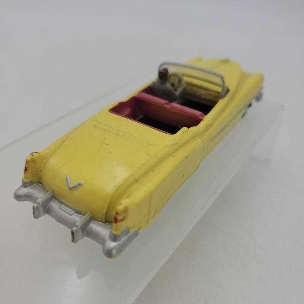 Dinky Cadillac Eldorado 131 car (YVO) 610