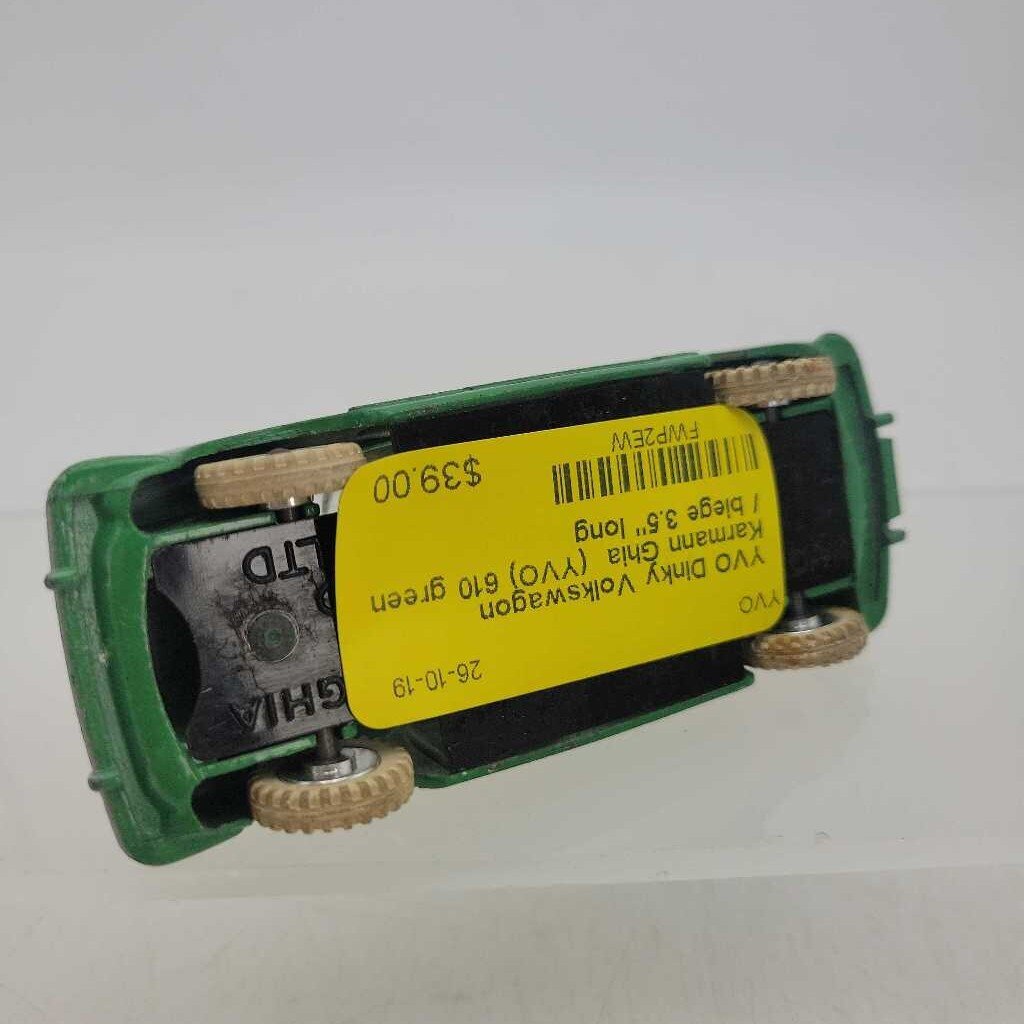 Dinky Volkswagen Karmann Ghia car (YVO) 610