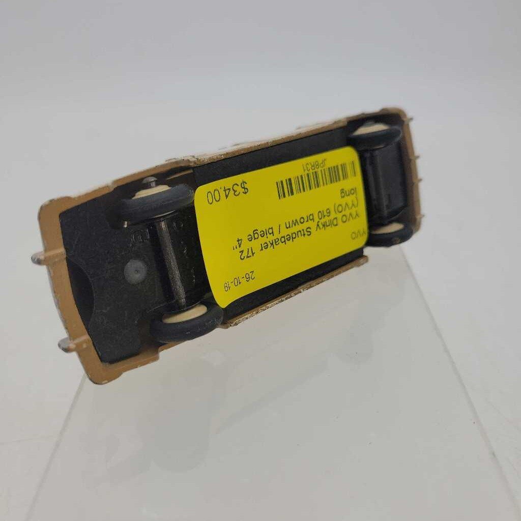Dinky Studebaker 172 car (YVO) 610