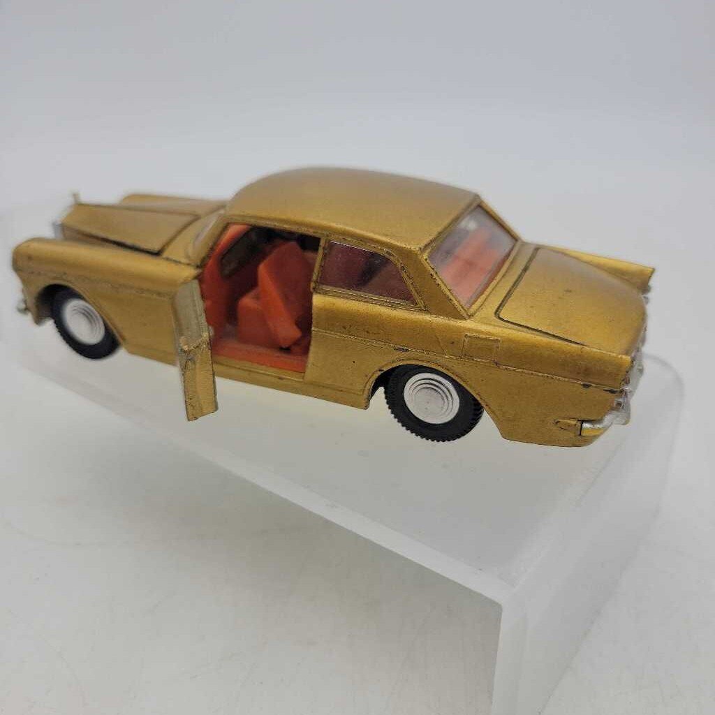 Dinky Rolls Royce Silver Cloud 3 luxury car (YVO) 610