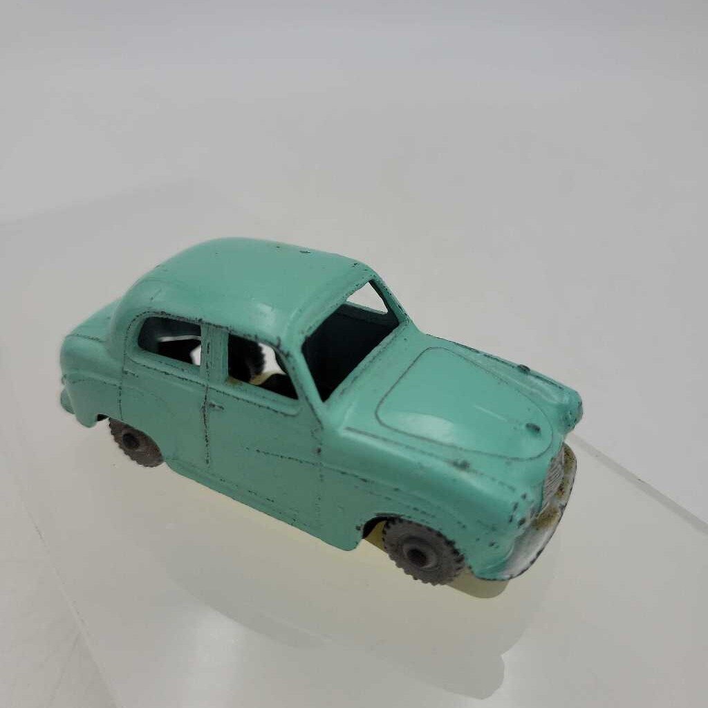 Dinky Austin Healey car A30 160 (YVO) 610