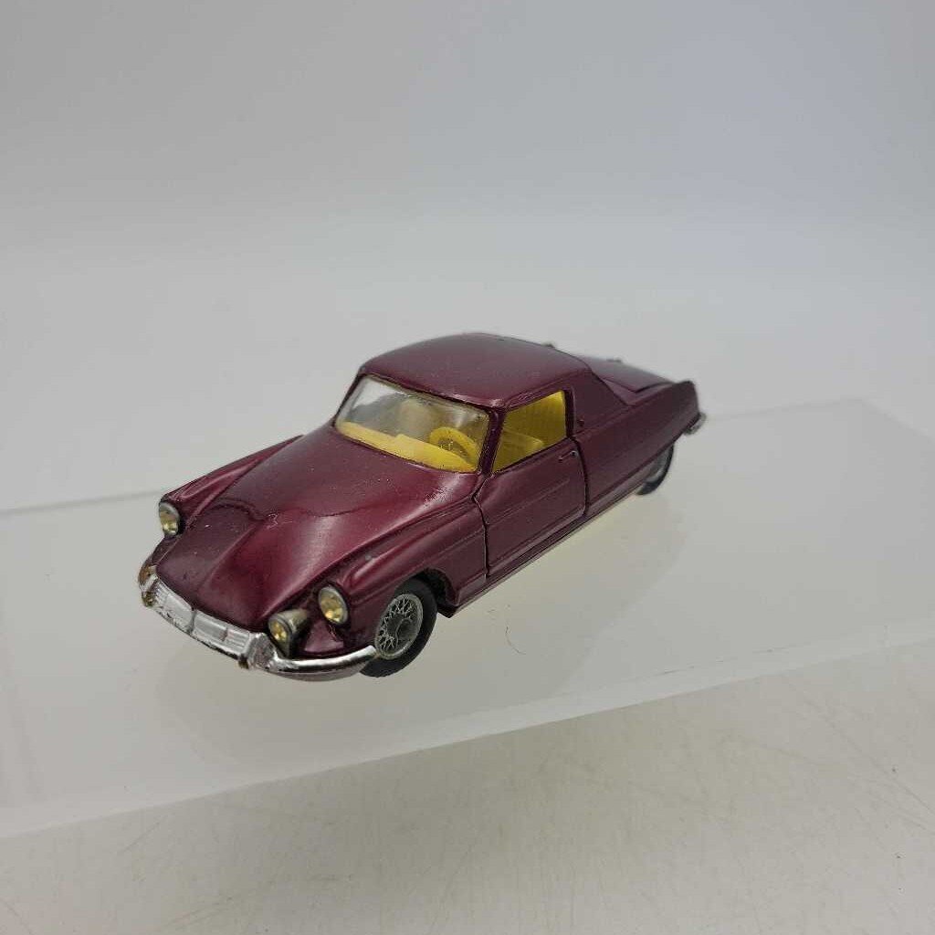 Corgi Toys Ledandy Coupe (YVO) 610