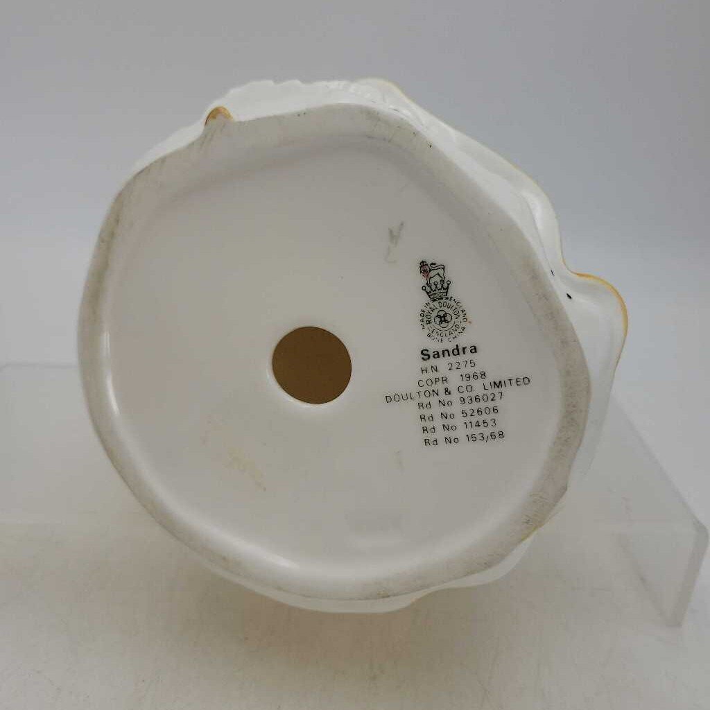 Royal Doulton "Sandra" (DEB) HN2275