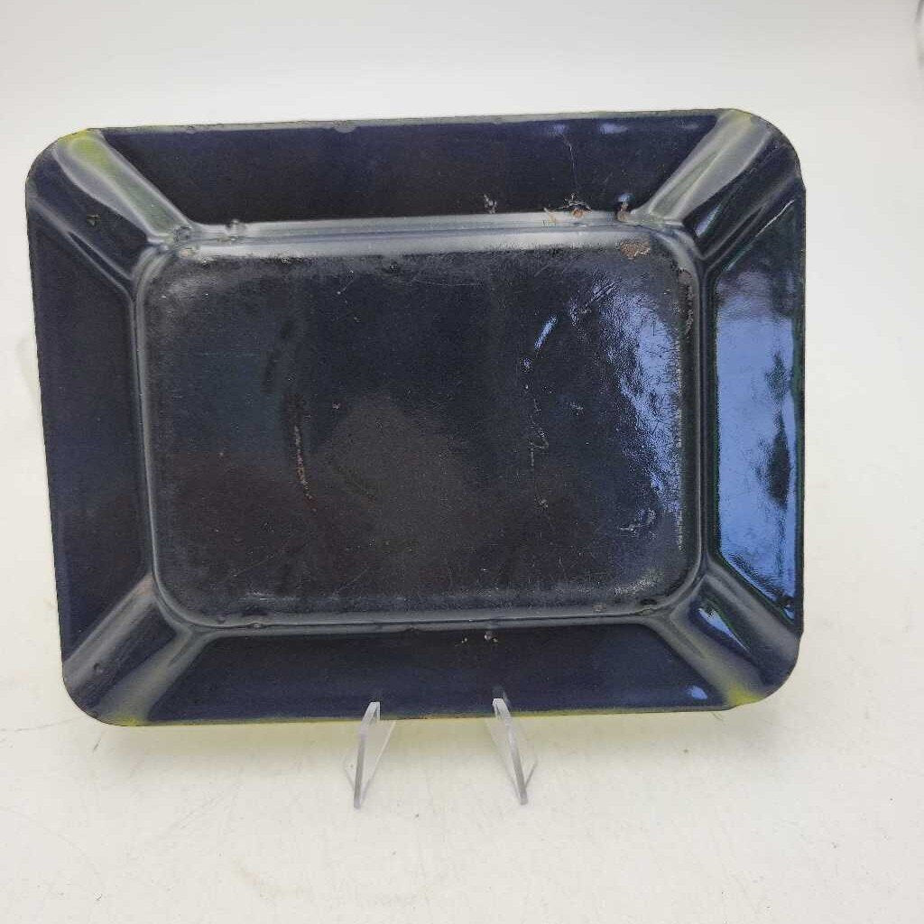 Enamel Beer Advertising Ashtray Huether's Ale (JEF)