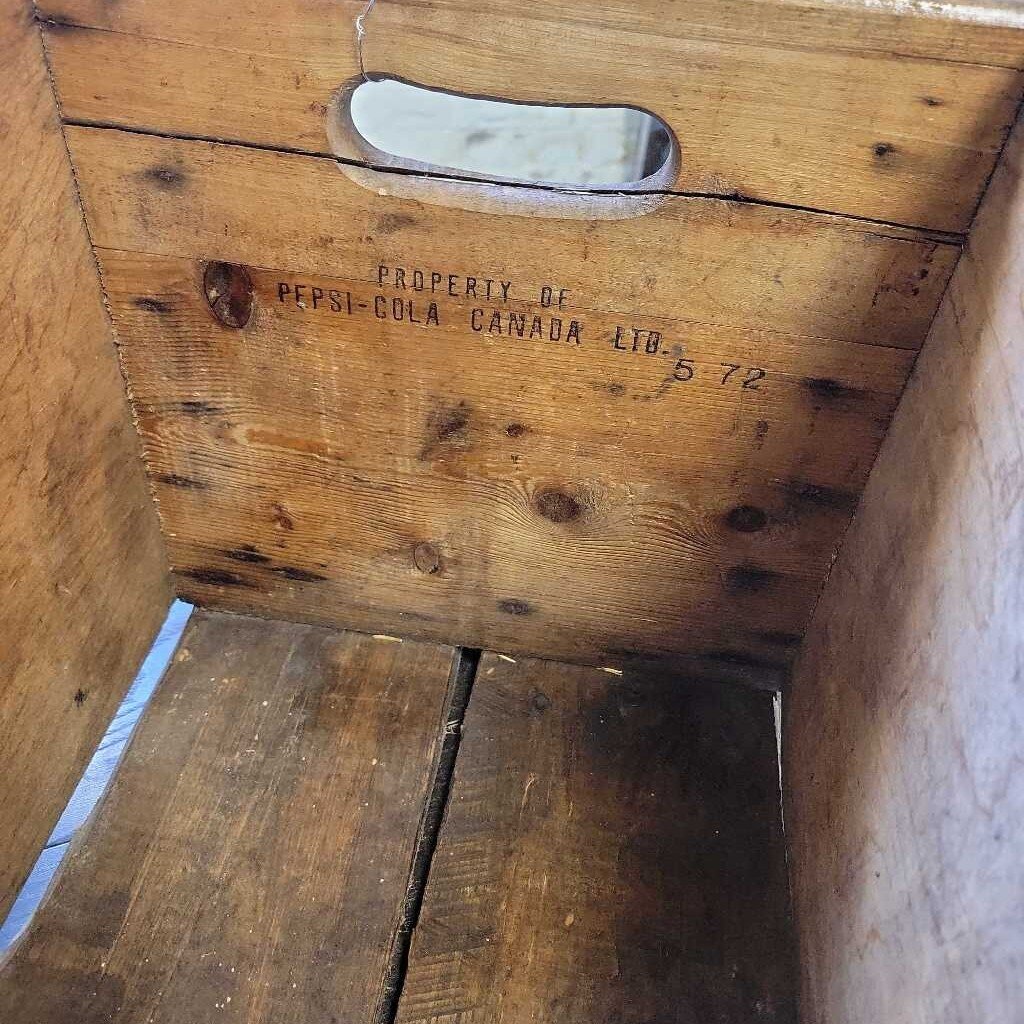 Pepsi Wooden Crate 1972 (JAS)