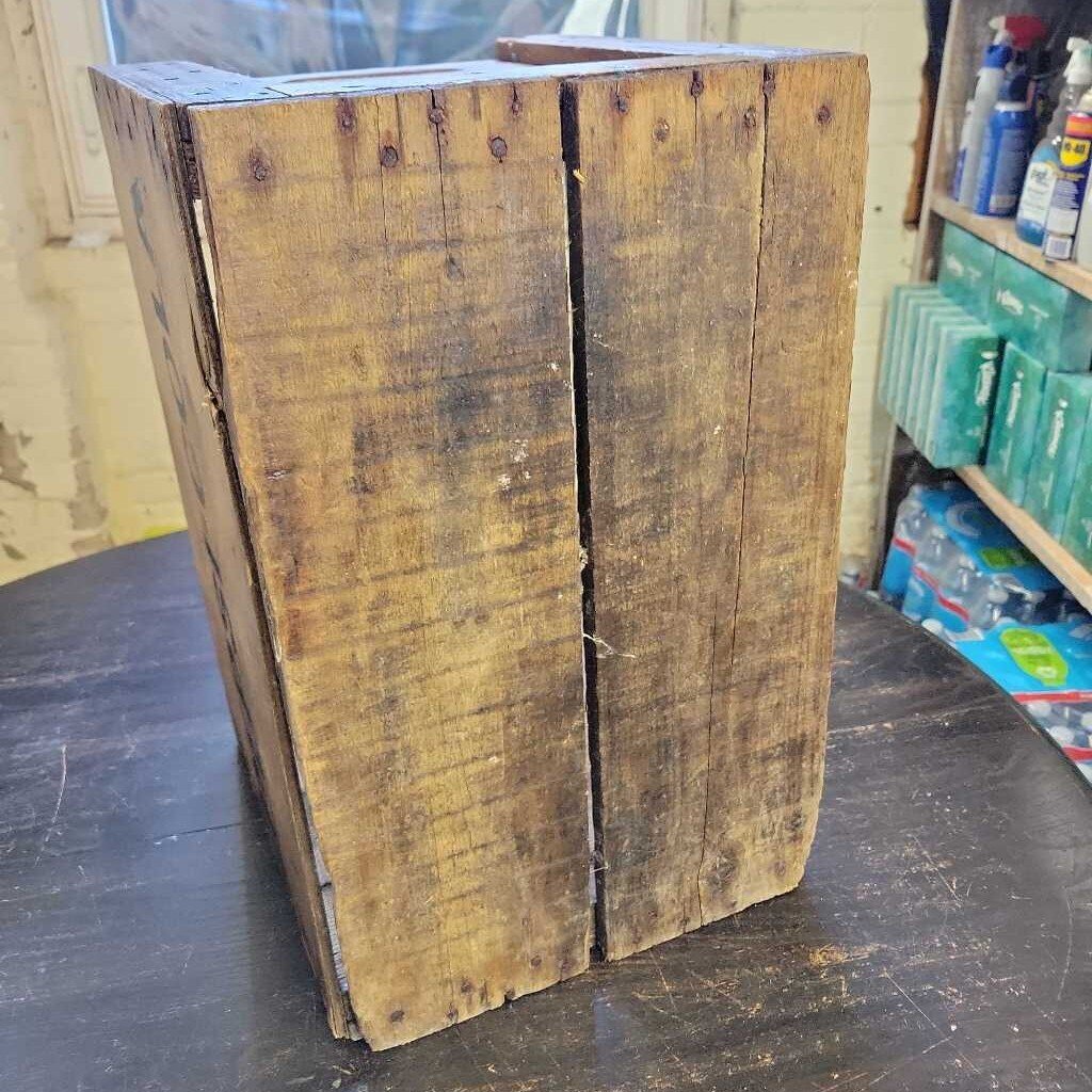 Pepsi Wooden Crate 1972 (JAS)