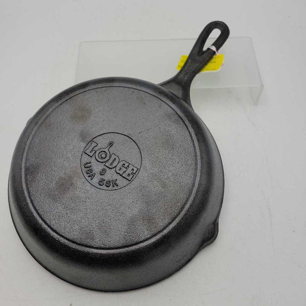 Lodge Cast Iron Frying Pan (YVO) (610)
