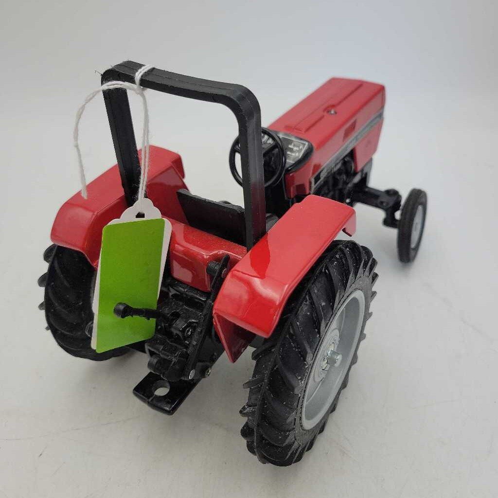 Case International 695 Tractor (DMG) 1702