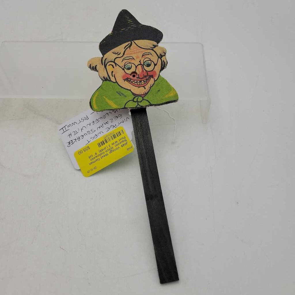 Vintage West German Squealer Witch Halloween Post WW 2 (JH49)