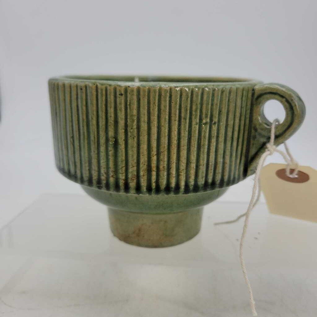 1890's Brantford Pottery Funnel Ribbed pattern (JAS) Mint