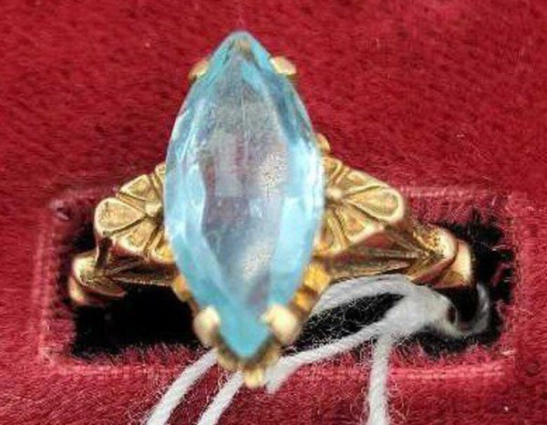 Vintage 10k & Glass Ring - VT #4693