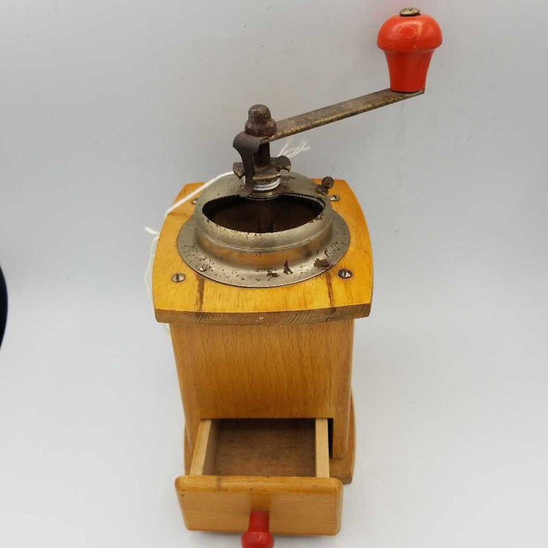 Vintage Coffee grinder (GEC)