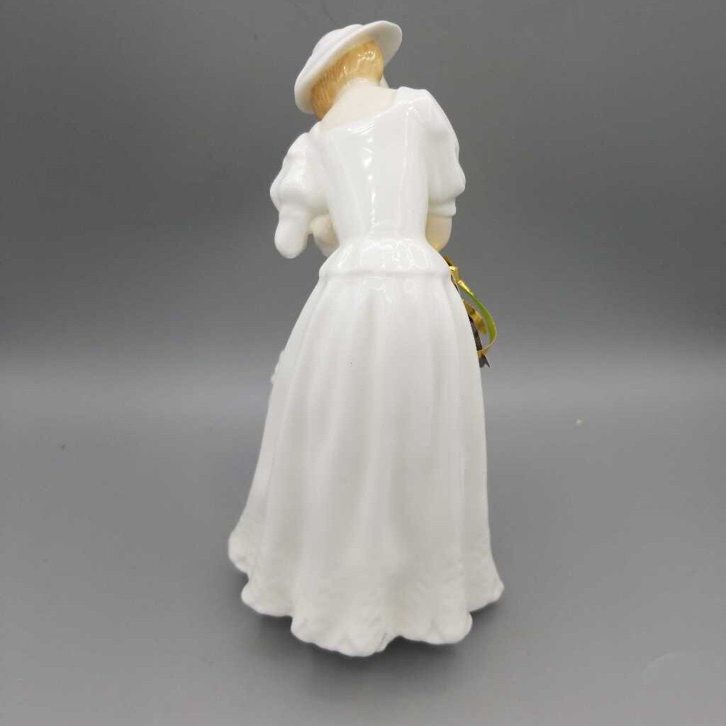 Royal Doulton Figurine "Mother and Baby" (TRE)