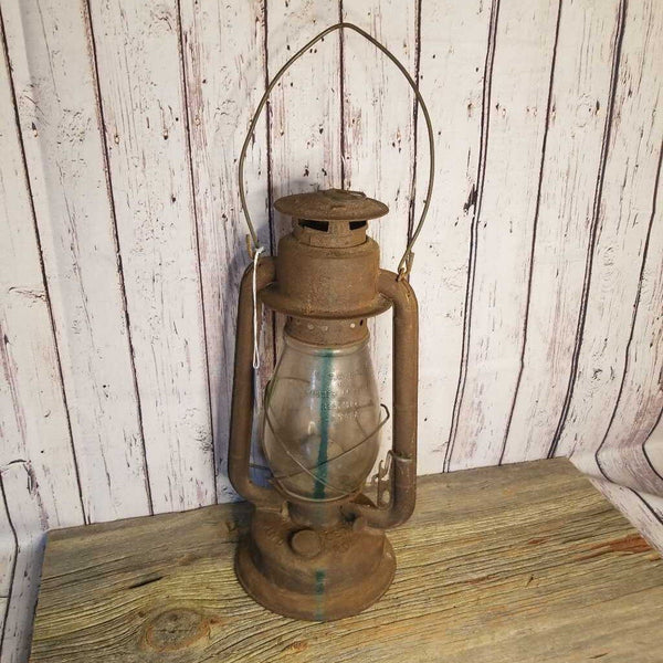 Beacon Barn oil Lantern (SC) 1242