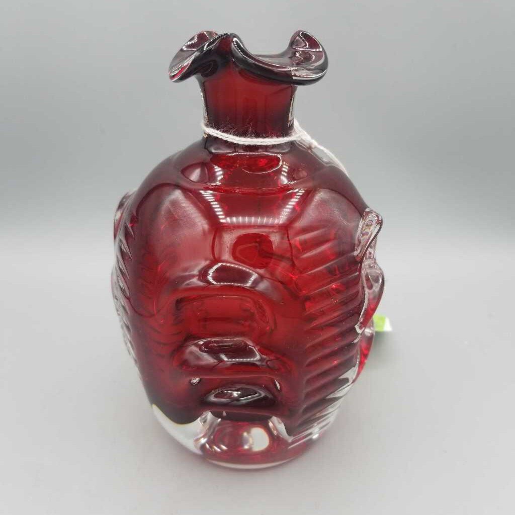 Hand Blown Cranberry Vase (GEC) G400