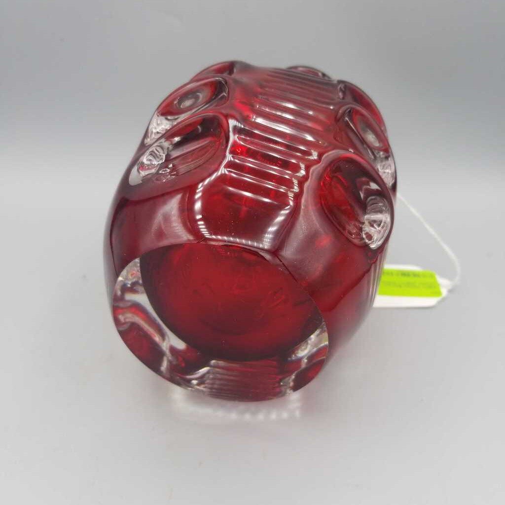 Hand Blown Cranberry Vase (GEC) G400