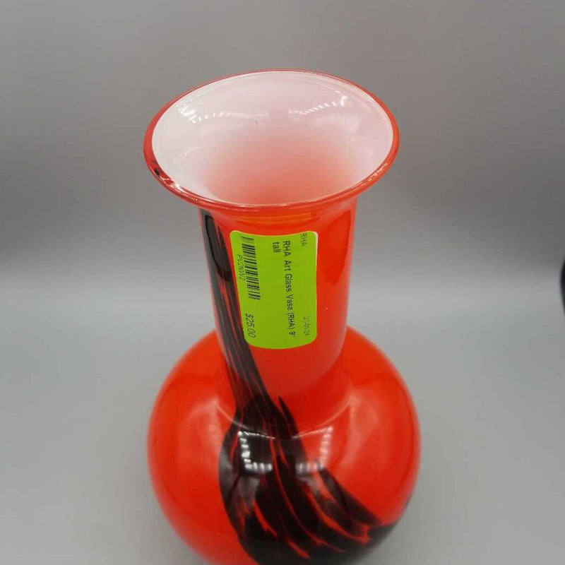 Art Glass Vase (RHA)