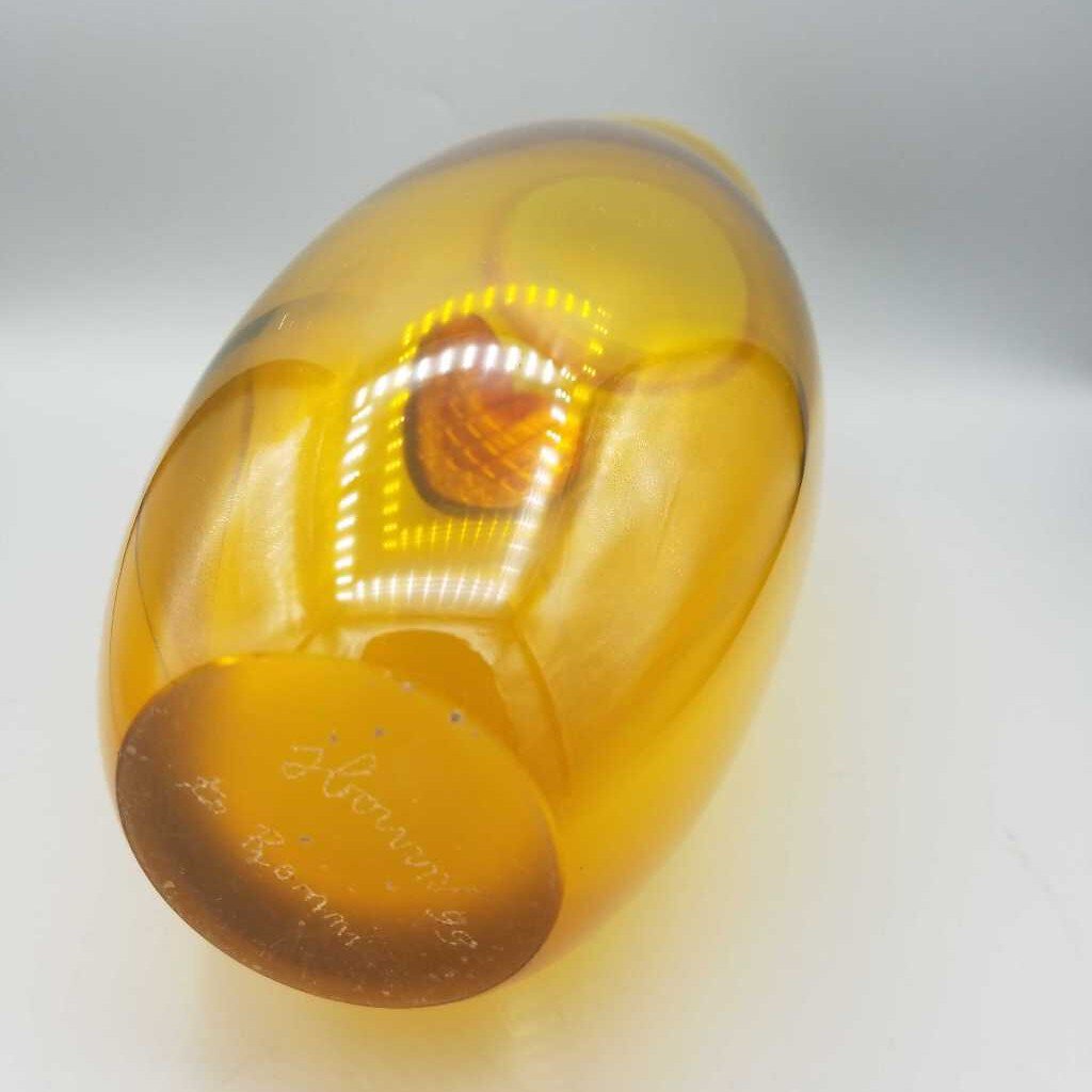 Artisan Hand Blown Vase (RHA)