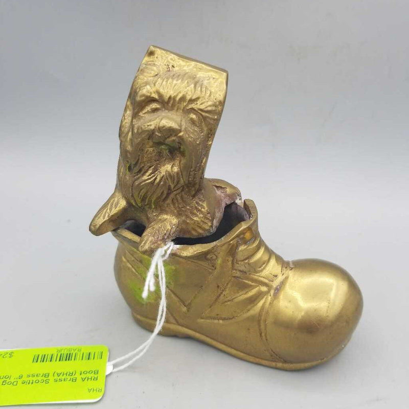 Brass Scottie Dog in Boot (RHA)
