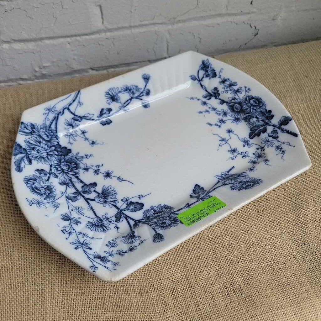 Blue and White Platter England 108