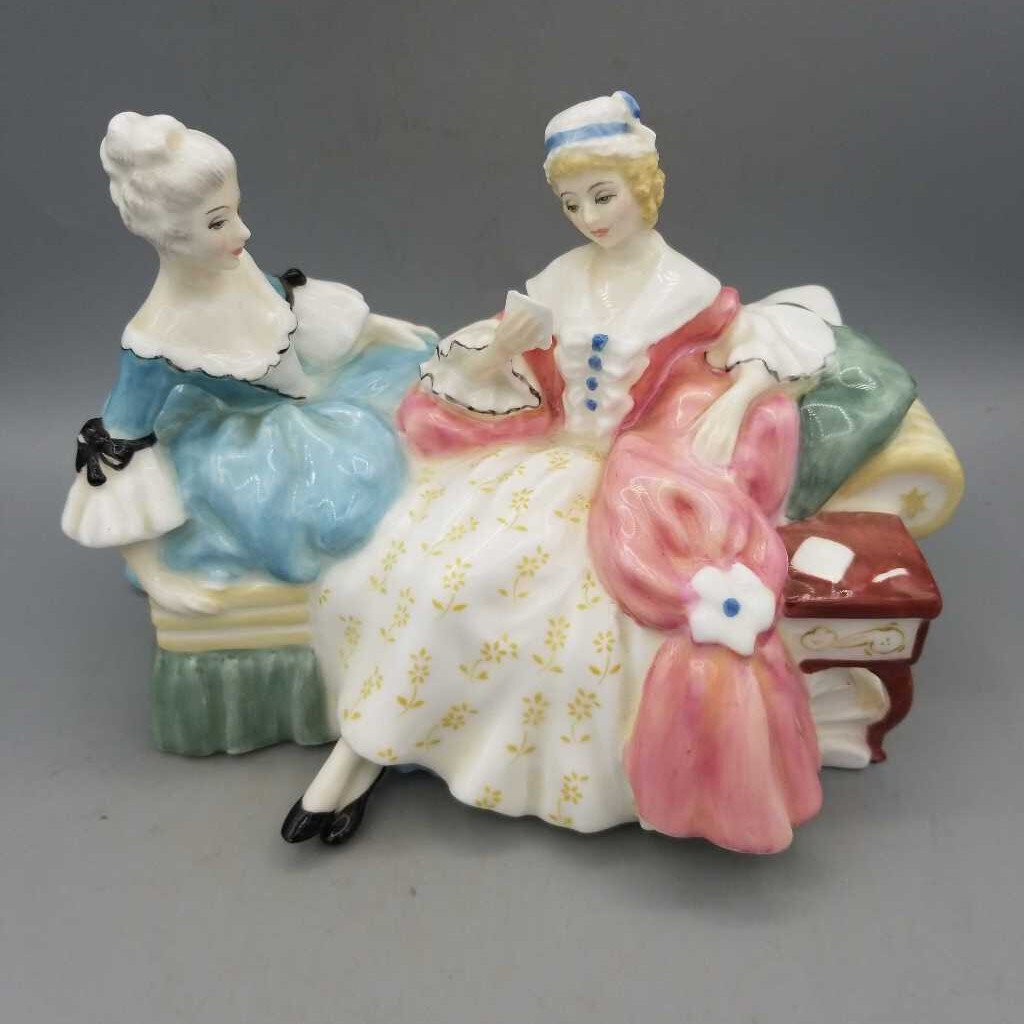 Royal Doulton HN 2147 The Love Letter 1957 (GEC)