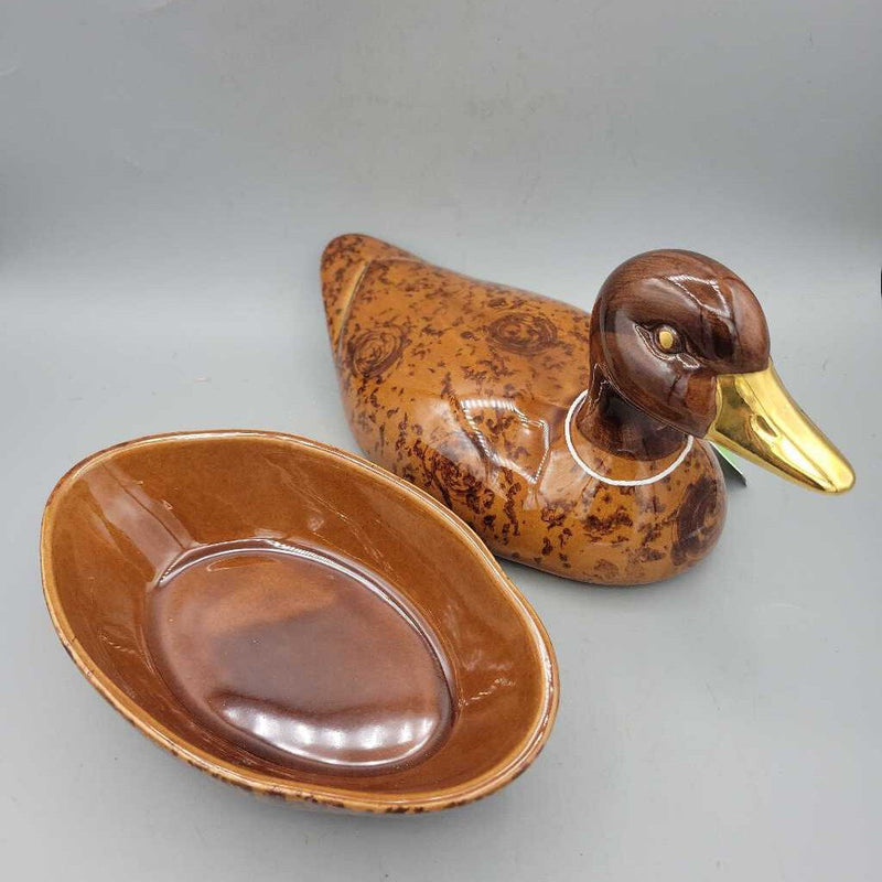 Duck Covered Dish (LOR) 697