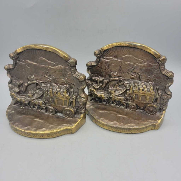 Brass Stagecoach Bookends (COL #0634)