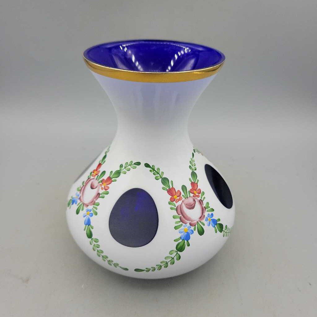 Blue & White Czech. vase P233