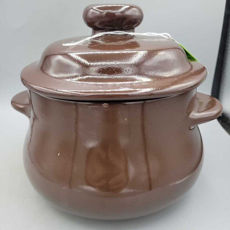 Blue Mountain Pottery Lidded Bean Pot (RHA)