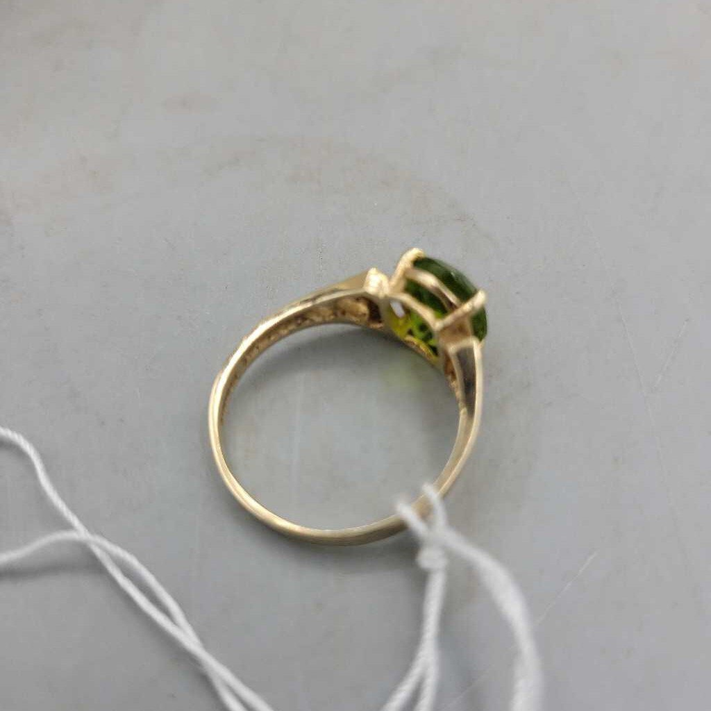 Vintage 10k Peridot Ring - VT #5623