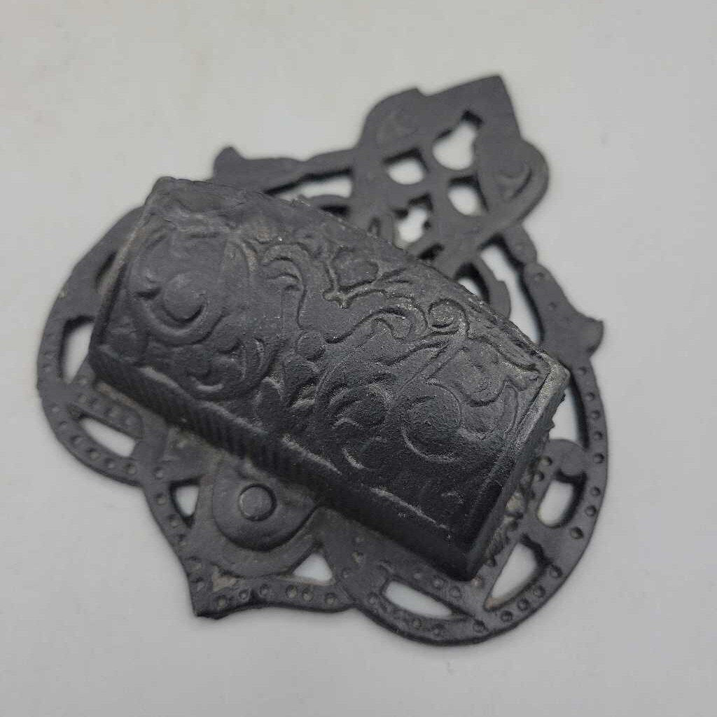 Cast Iron Match holder (COL #0893)