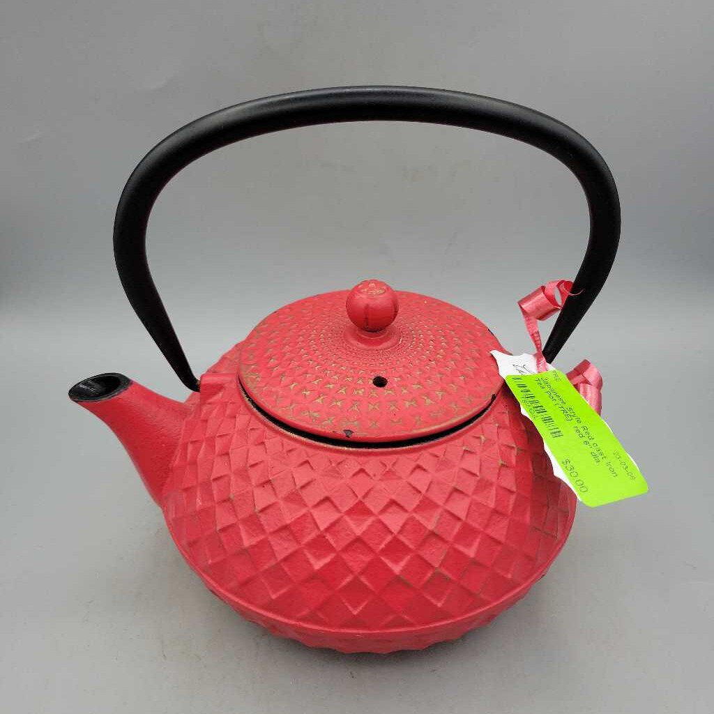 Japanese Style Red cast Iron Tea Pot (TRE)