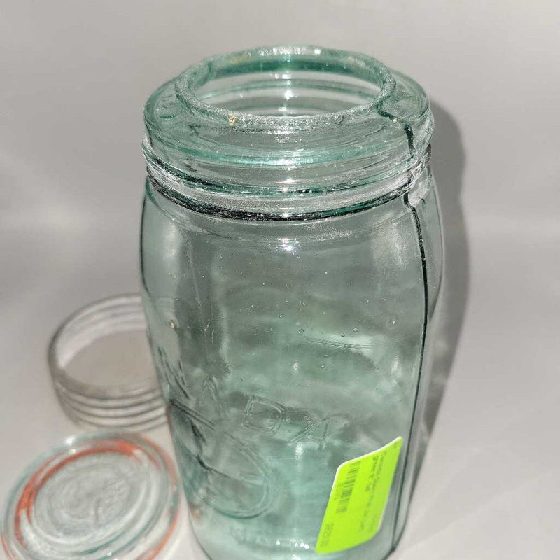 Canada Quart Fruit Jar (Jef)