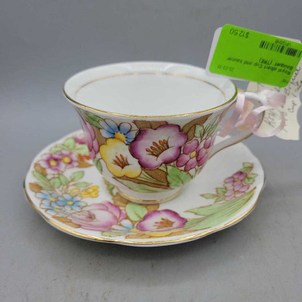 Royal albert Cup and saucer Bouquet (TRE)