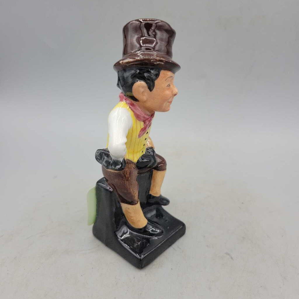 Royal Doulton Figure Sam Weller (JH49)