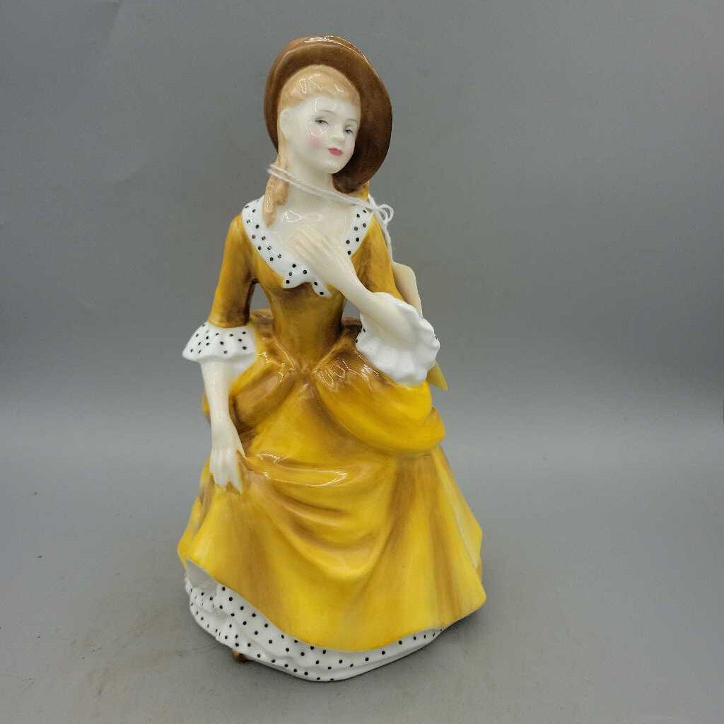 Royal Doulton "Sandra" (DEB) HN2275