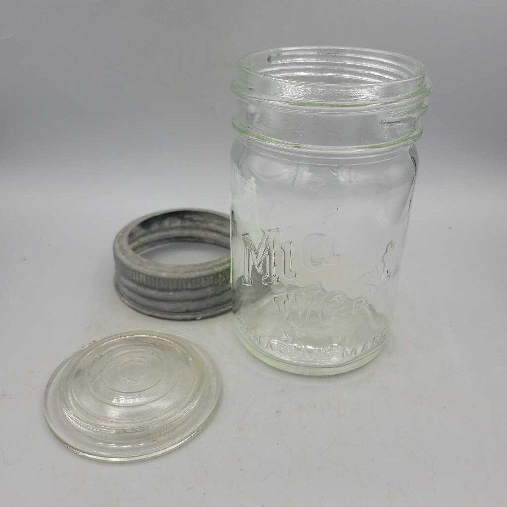 Mid West Winnipeg Canada Pint Canning Jar (JAS)