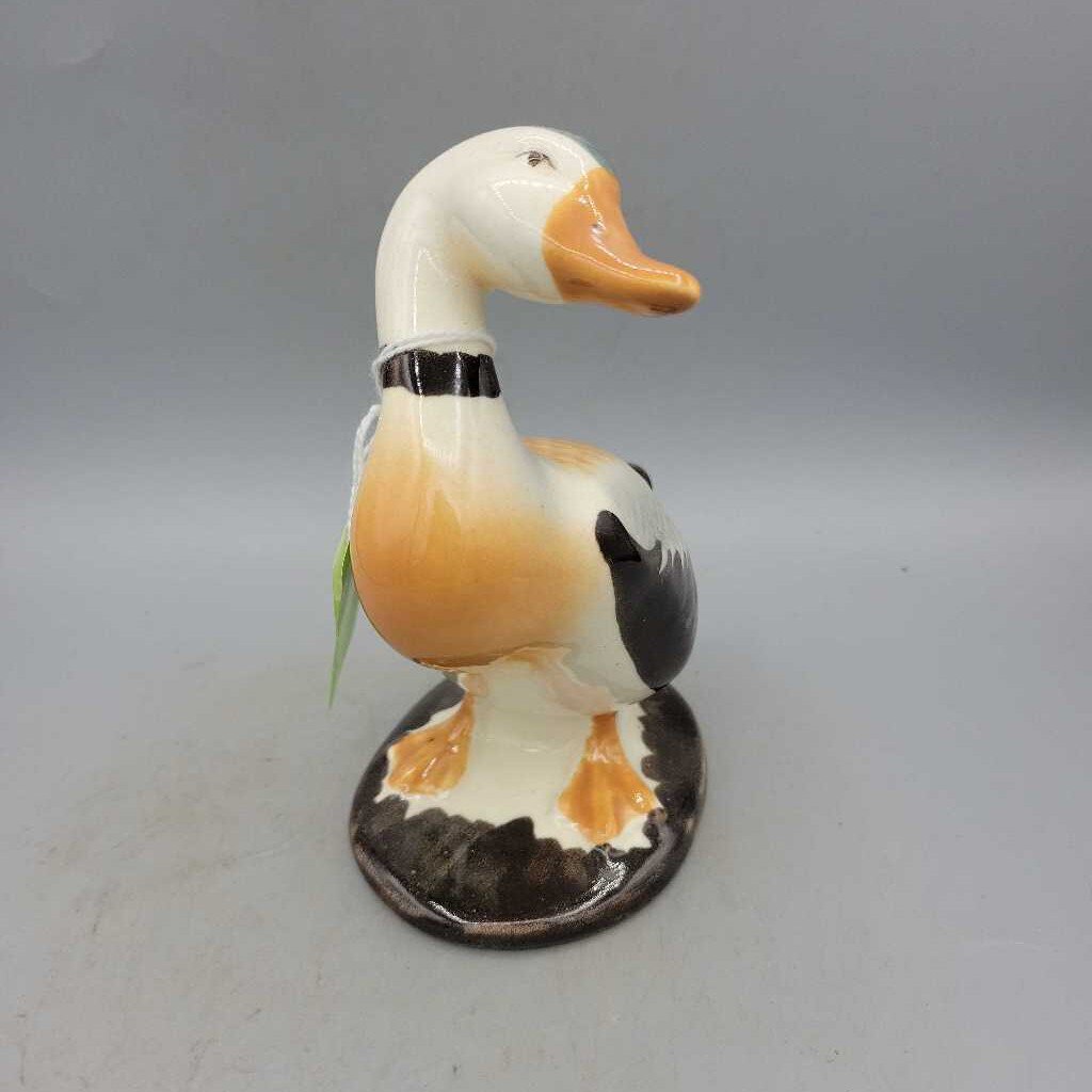 Russian Duck Figure (RHA)