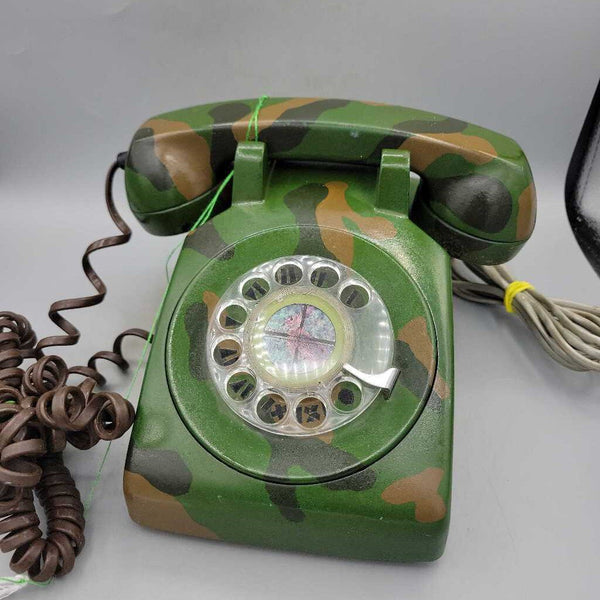 Vintage custom Painted Rotary Phone (M2) 4027
