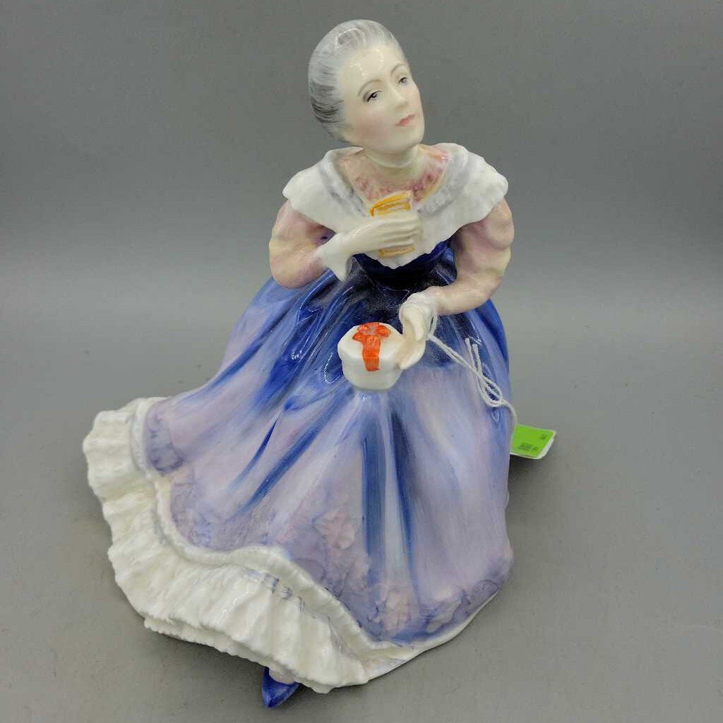 Royal Doulton "Happy Anniversary " (DEB) HN 3097