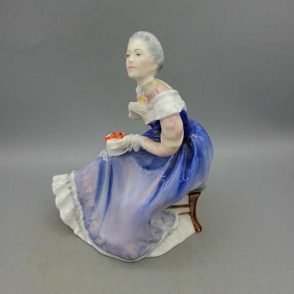 Royal Doulton "Happy Anniversary " (DEB) HN 3097