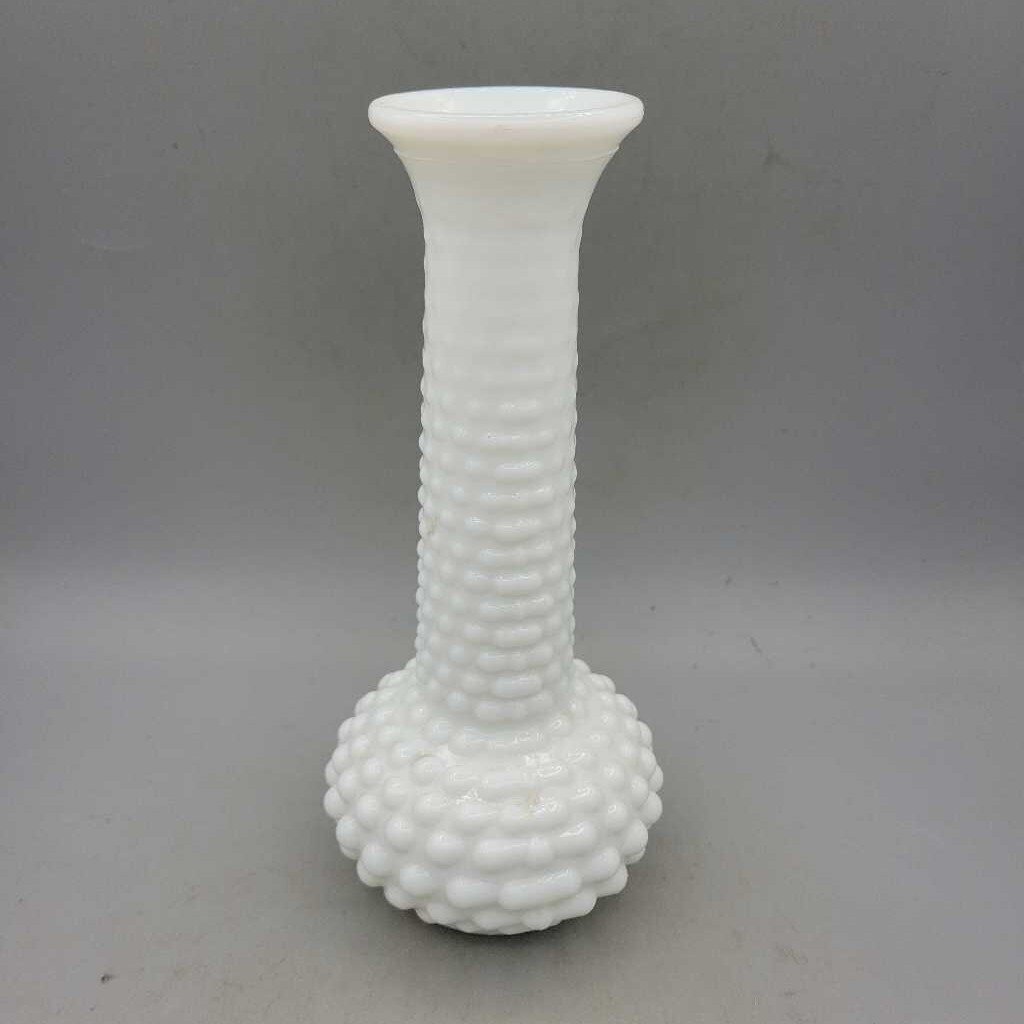 White Hobnail milk glass vase (US2)