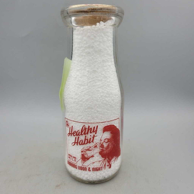 Maple Dairy Woodstock Milk bottle HP (JAS)